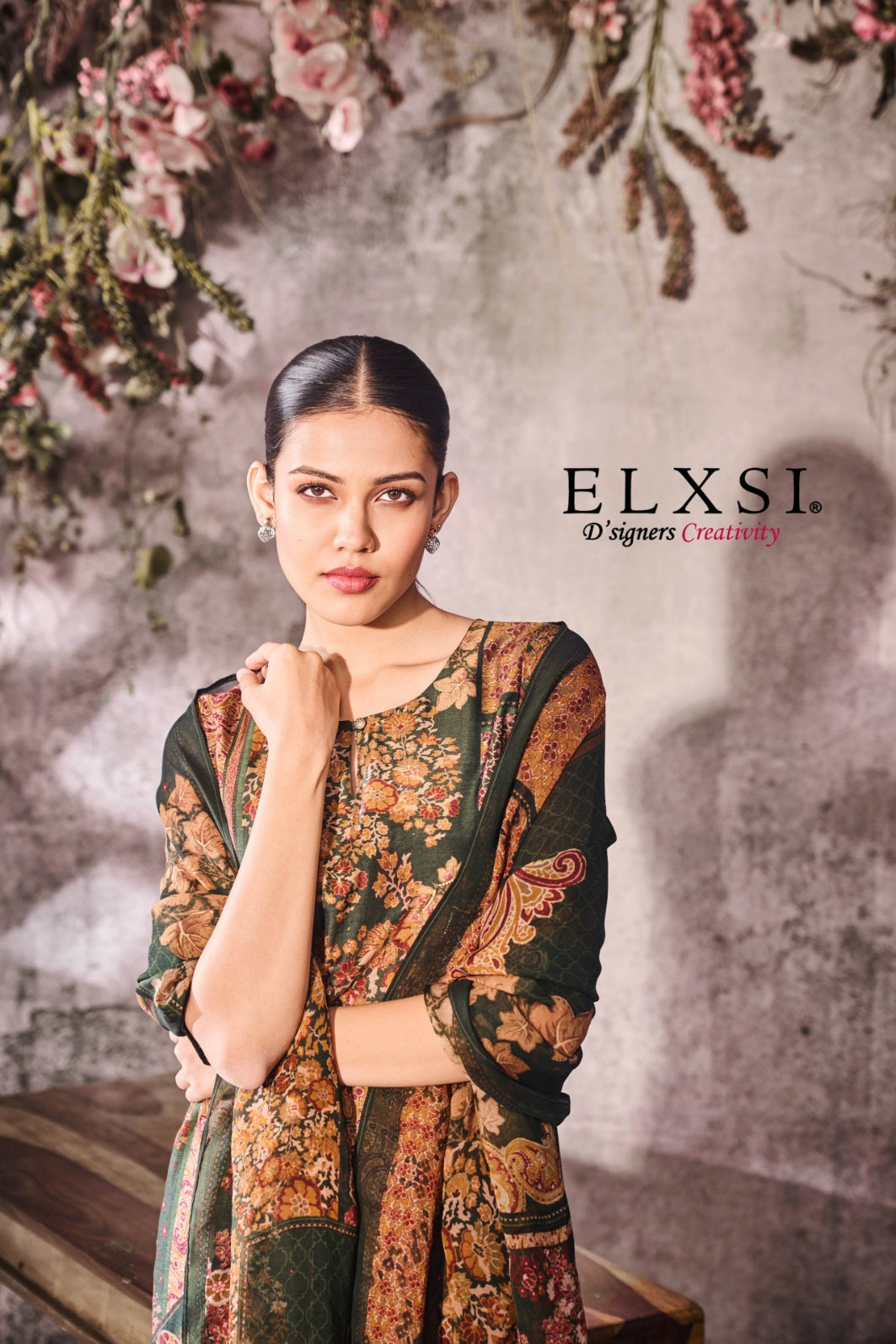 Ideal for Navratri colour days, Diwali get-togethers, and wedding functions women's Premium Green Kurta Set Elxsi
