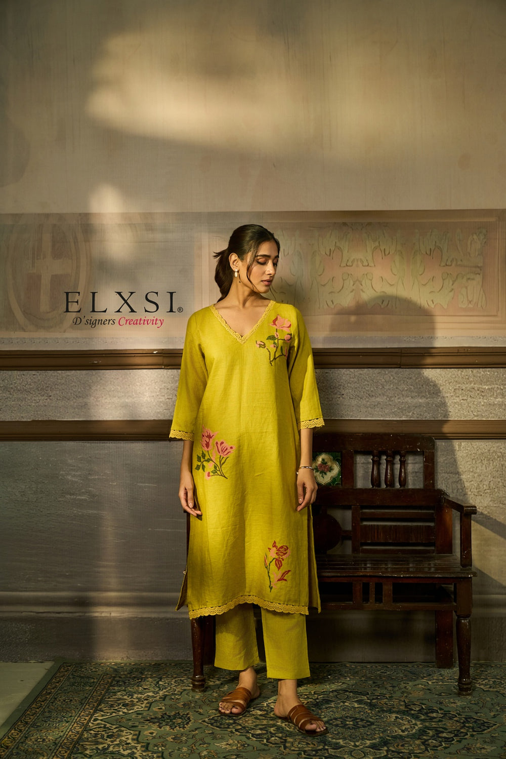 Ideal for Navratri colour days, Diwali get-togethers, and wedding functions women's Premium Green Kurta Set Elxsi