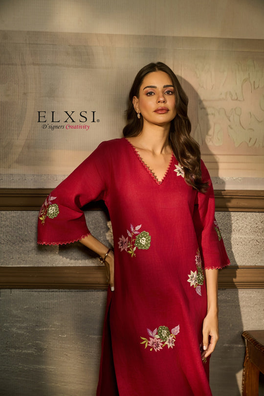 Designed for Navratri, Diwali, Karva Chauth pujas and wedding functions Special women's comfortable Maroon Kurta Set Elxsi