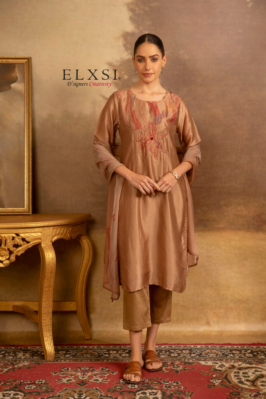 Designed for Navratri, Diwali, Karva Chauth pujas and wedding functions Special women's Premium Maroon Dupatta Set Elxsi